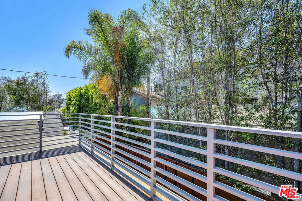 825 San Miguel Avenue Venice, CA 90291