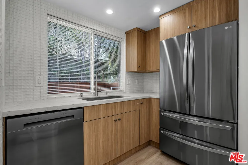 825 San Miguel Avenue Venice, CA 90291
