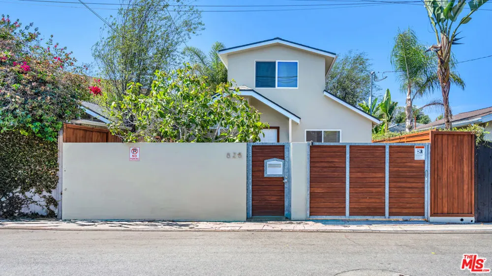 825 San Miguel Avenue Venice, CA 90291