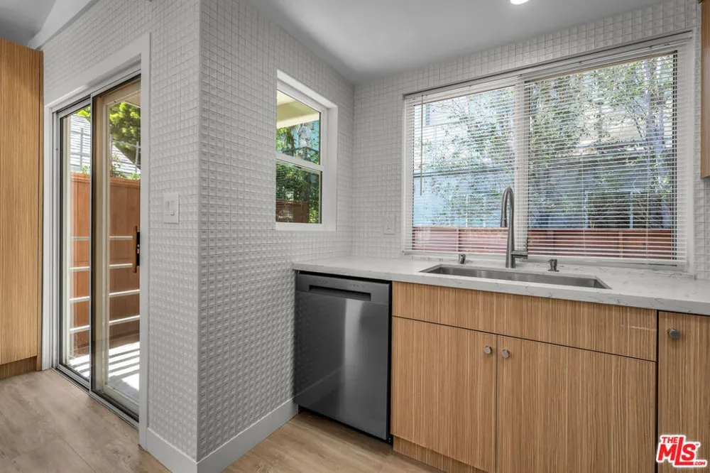 825 San Miguel Avenue Venice, CA 90291
