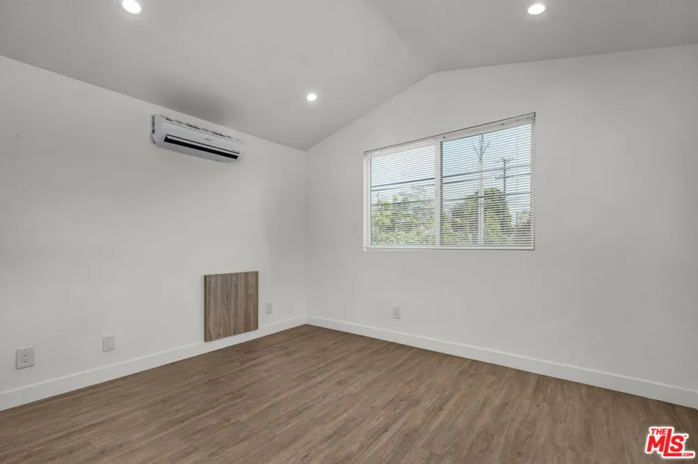 825 San Miguel Avenue Venice, CA 90291