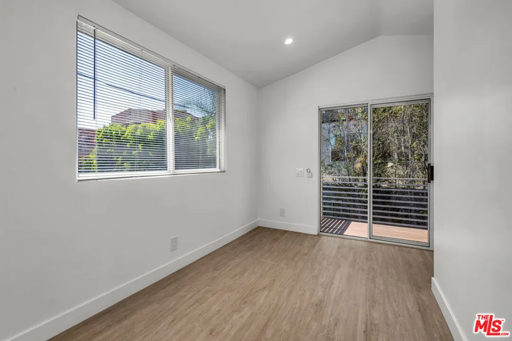 825 San Miguel Avenue Venice, CA 90291