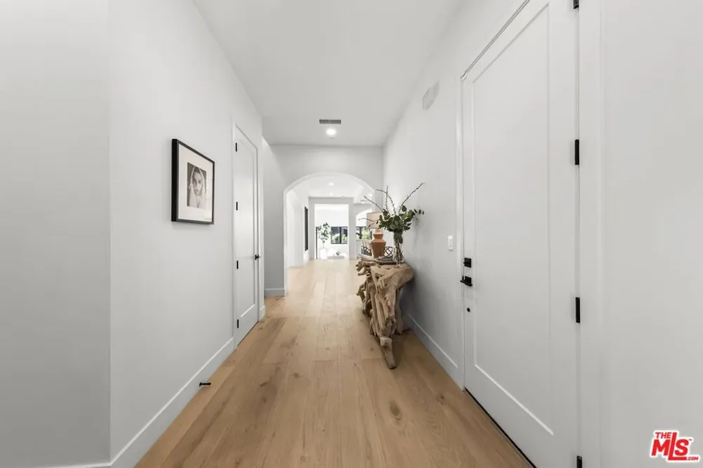 5969 W 75th Street Los Angeles, CA 90045