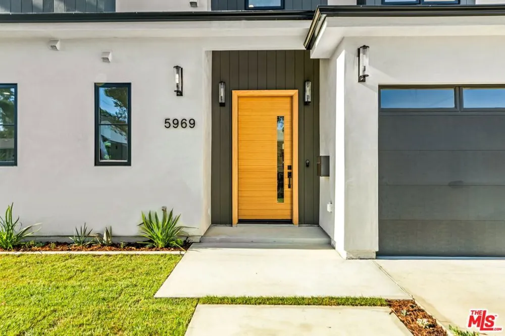 5969 W 75th Street Los Angeles, CA 90045