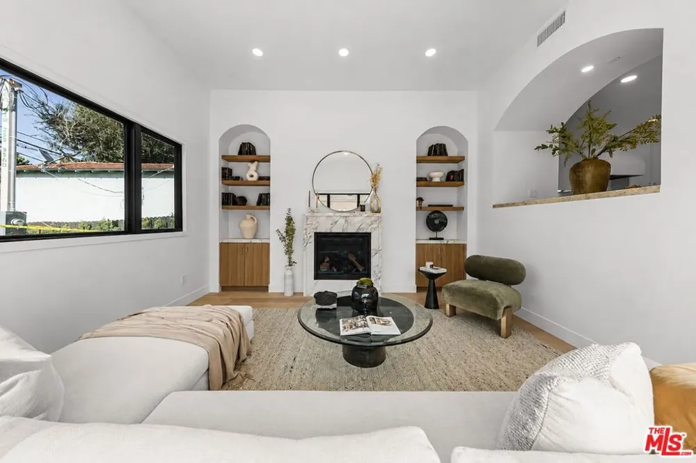 5969 W 75th Street Los Angeles, CA 90045