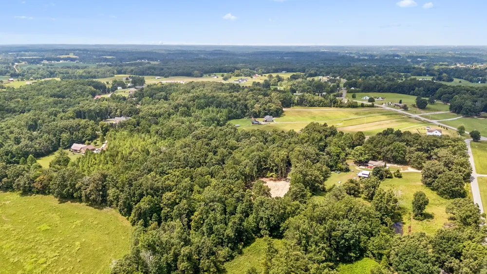 3438 Dobbins Pike Portland, TN 37148