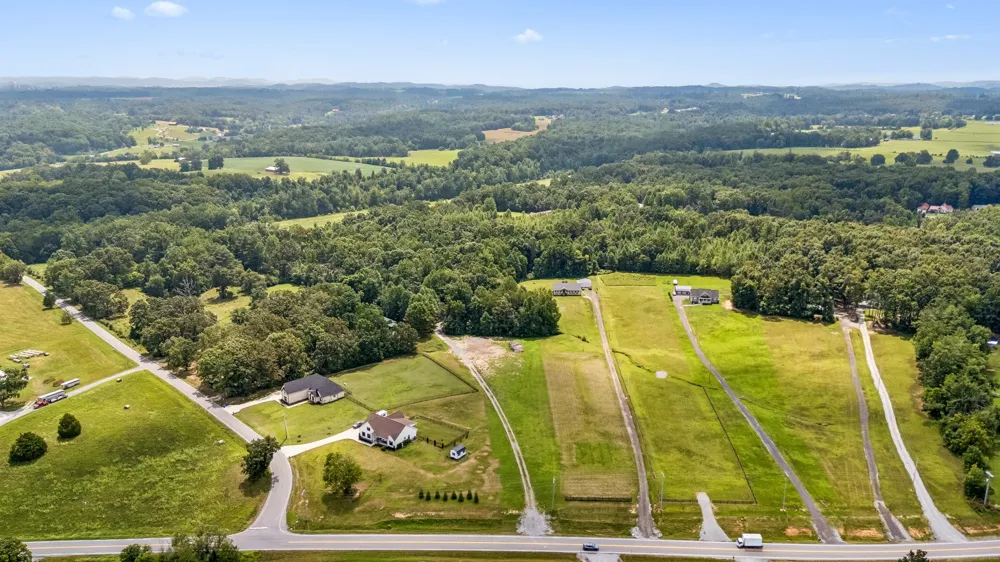 3438 Dobbins Pike Portland, TN 37148
