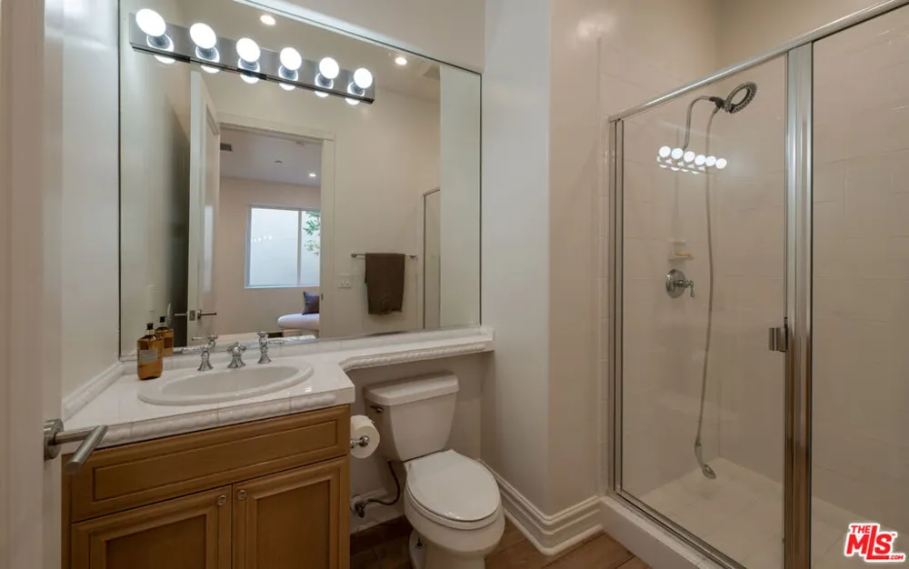 16658 Calle Brittany Pacific Palisades, CA 90272