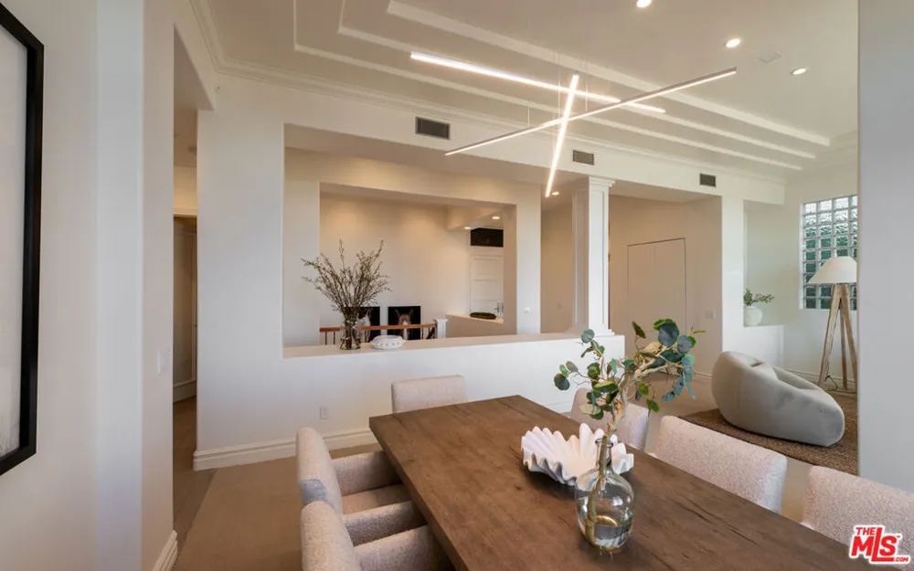 16658 Calle Brittany Pacific Palisades, CA 90272