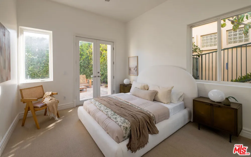 16658 Calle Brittany Pacific Palisades, CA 90272