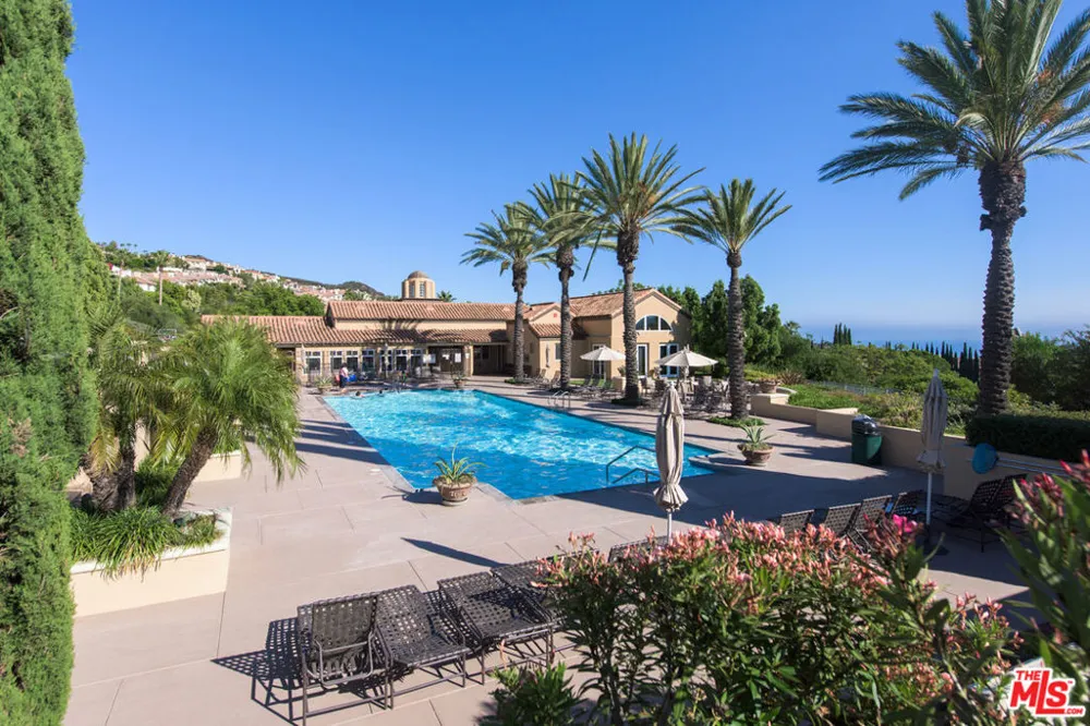 16658 Calle Brittany Pacific Palisades, CA 90272