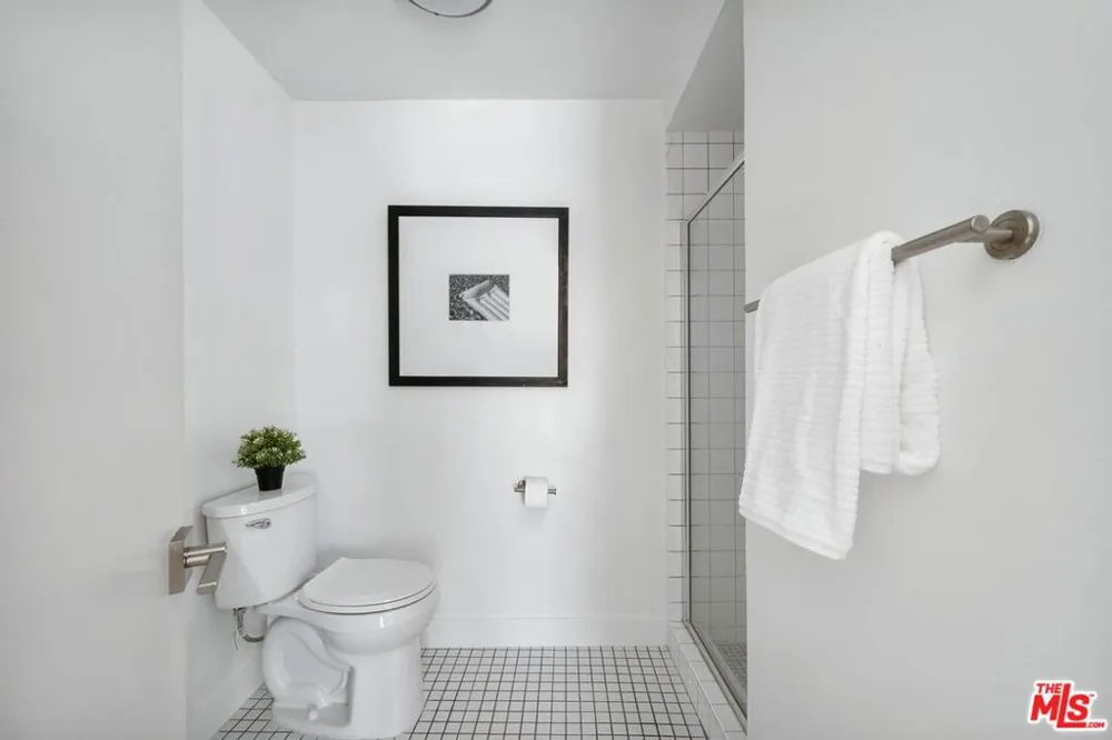 3831 Surfwood Road Malibu, CA 90265