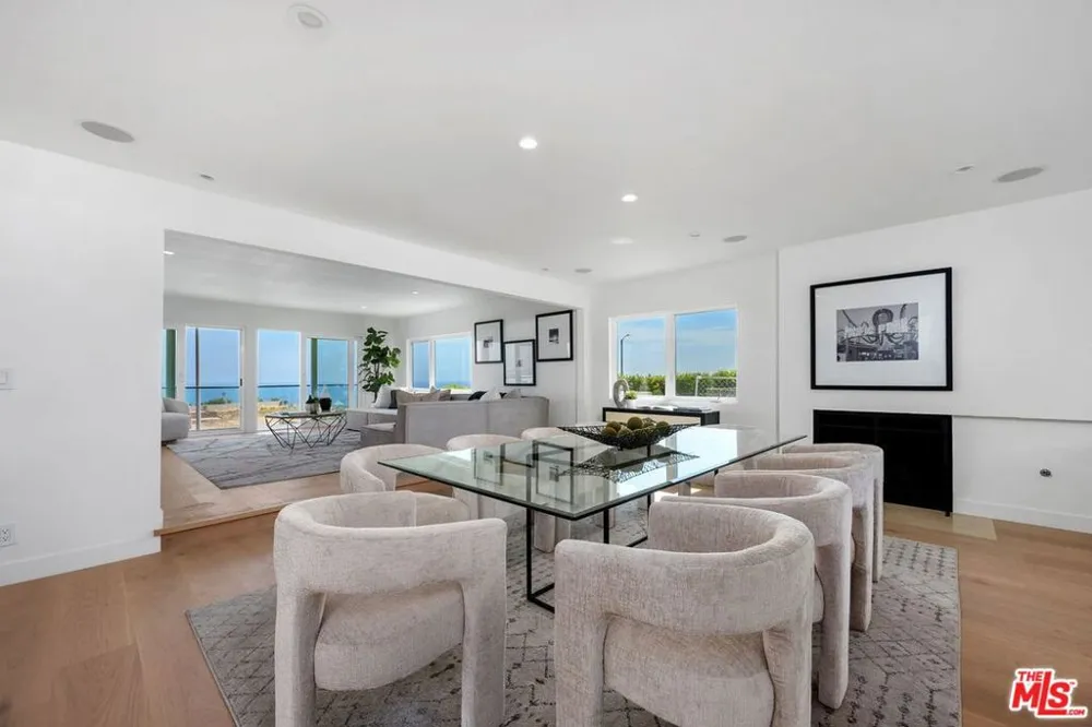 3831 Surfwood Road Malibu, CA 90265