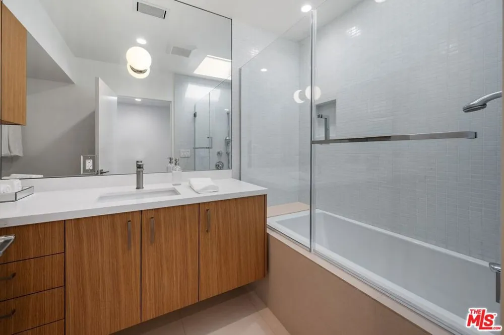 3831 Surfwood Road Malibu, CA 90265
