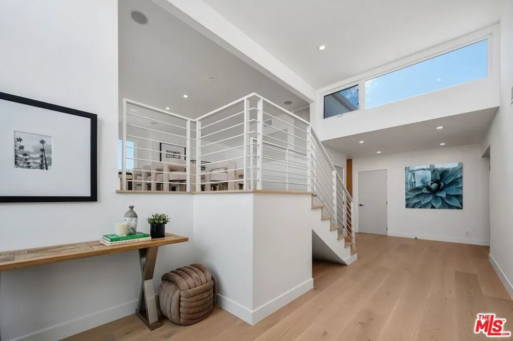 3831 Surfwood Road Malibu, CA 90265