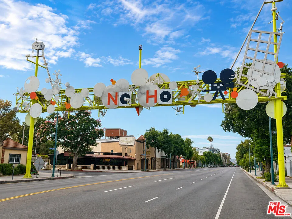 11110 Camarillo Street #122 North Hollywood, CA 91602