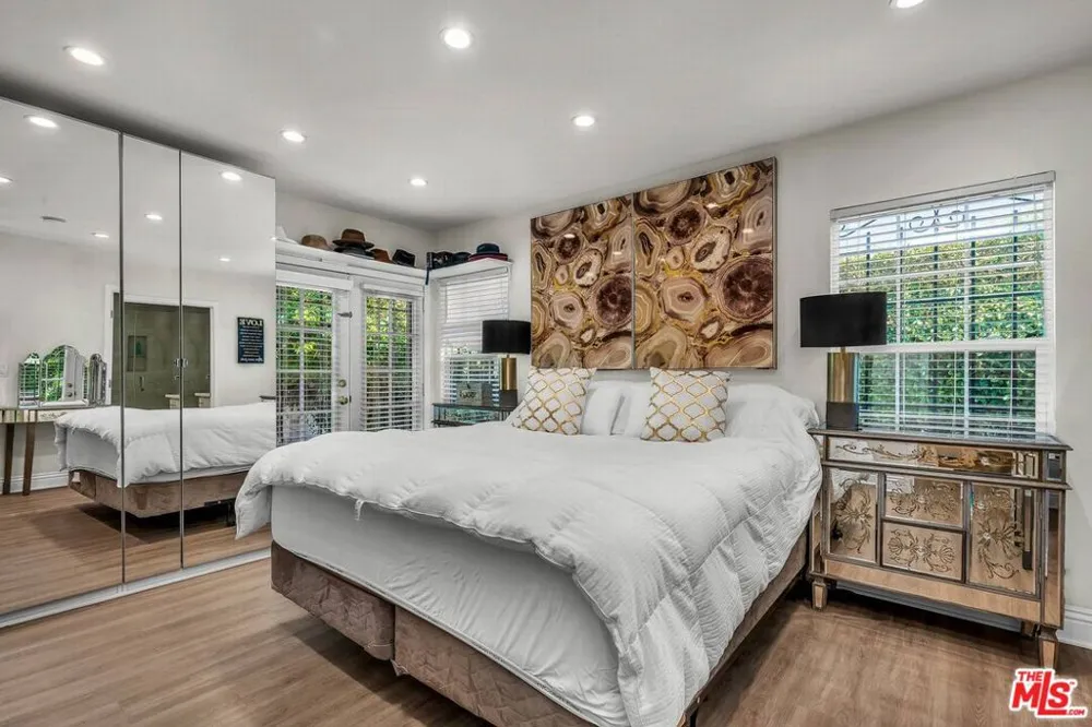 478 S Sherbourne Drive Los Angeles, CA 90048