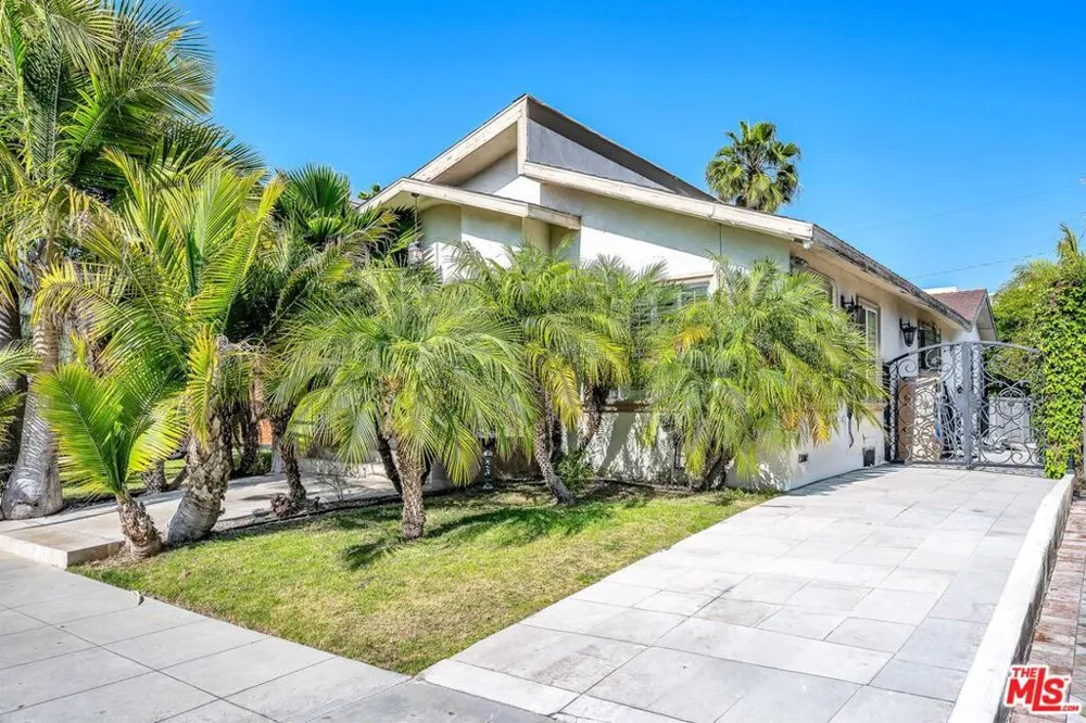 478 S Sherbourne Drive Los Angeles, CA 90048