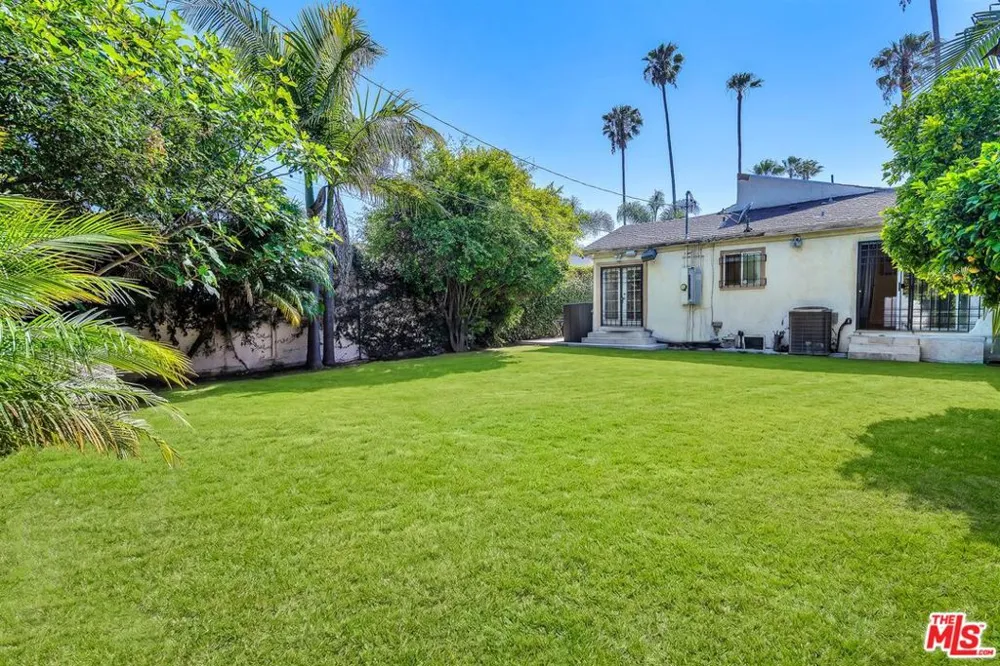 478 S Sherbourne Drive Los Angeles, CA 90048