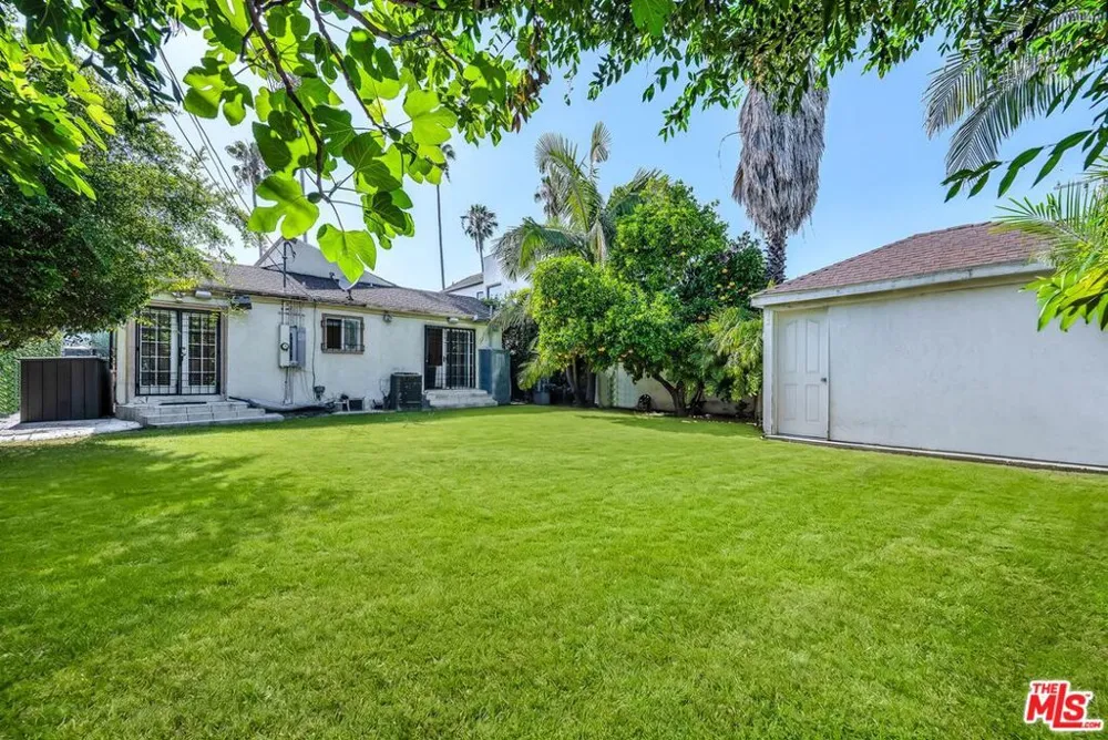 478 S Sherbourne Drive Los Angeles, CA 90048