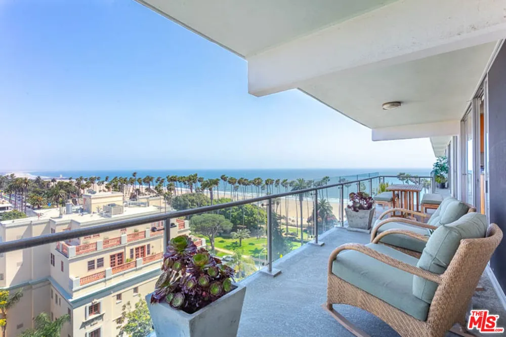 535 Ocean Avenue #11D Santa Monica, CA 90402
