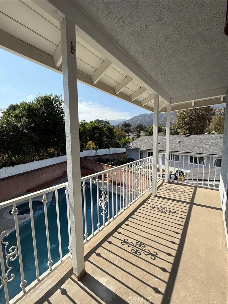 321 Mountain Avenue Monrovia, CA 91016