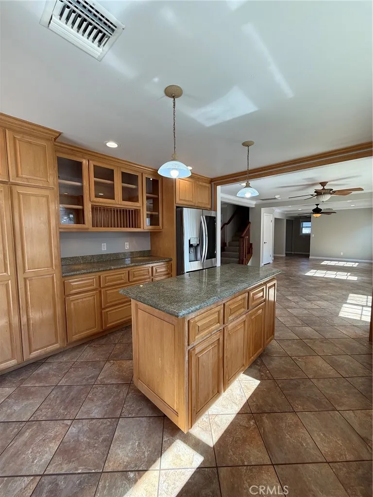 321 Mountain Avenue Monrovia, CA 91016