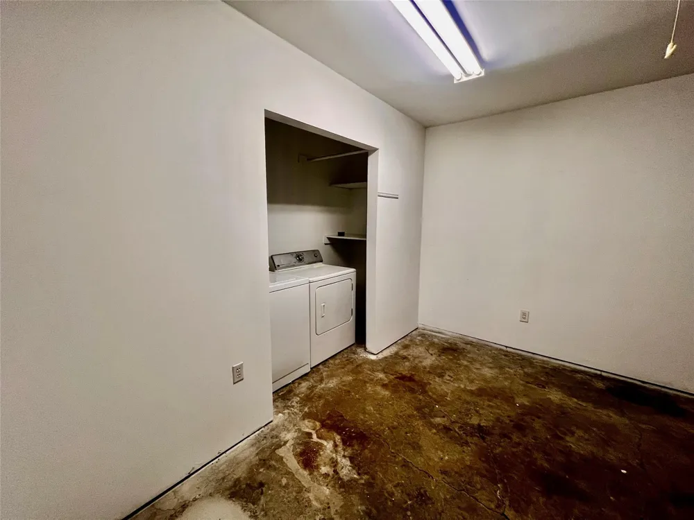 2102 Blueberry Lane Pasadena, TX 77502