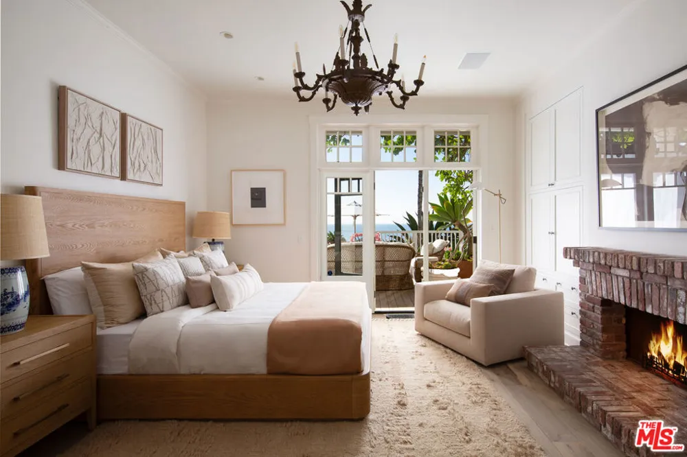 1461 Edgecliff Lane Montecito, CA 93108