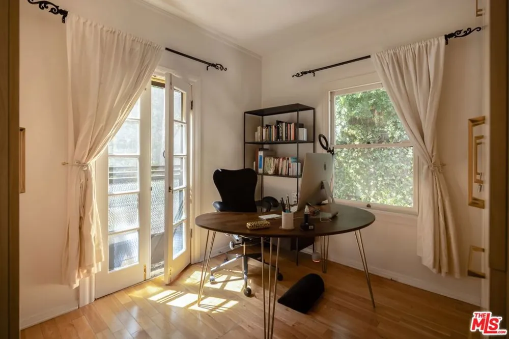 8262 Marmont Lane Los Angeles, CA 90069
