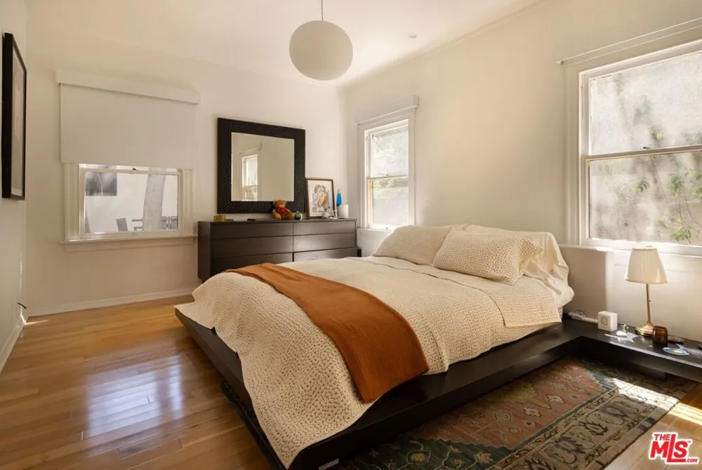 8262 Marmont Lane Los Angeles, CA 90069