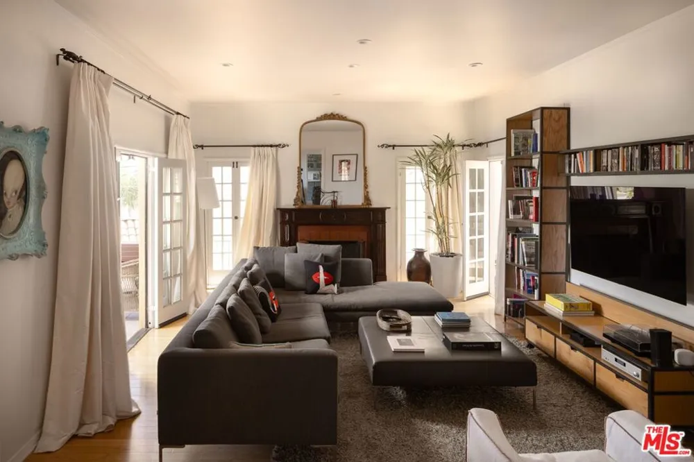 8262 Marmont Lane Los Angeles, CA 90069