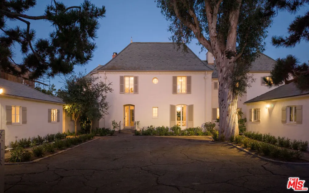 528 Chautauqua Boulevard Los Angeles, CA 90272