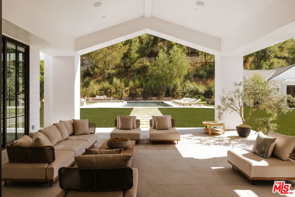 24044 Long Valley Road Hidden Hills, CA 91302