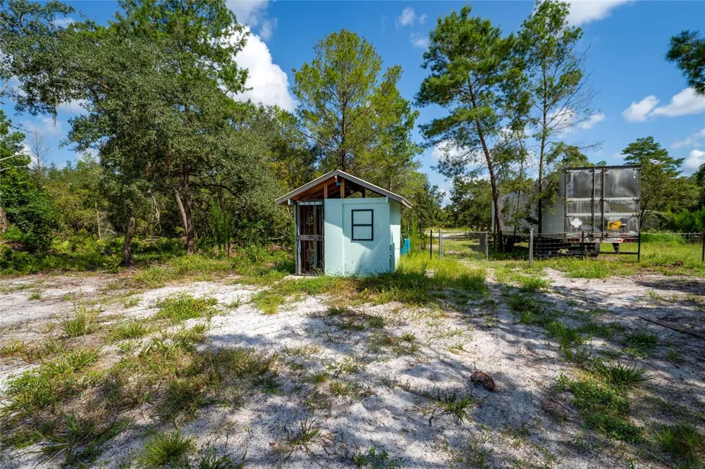 40200 SWIFT ROAD Eustis, FL 32736