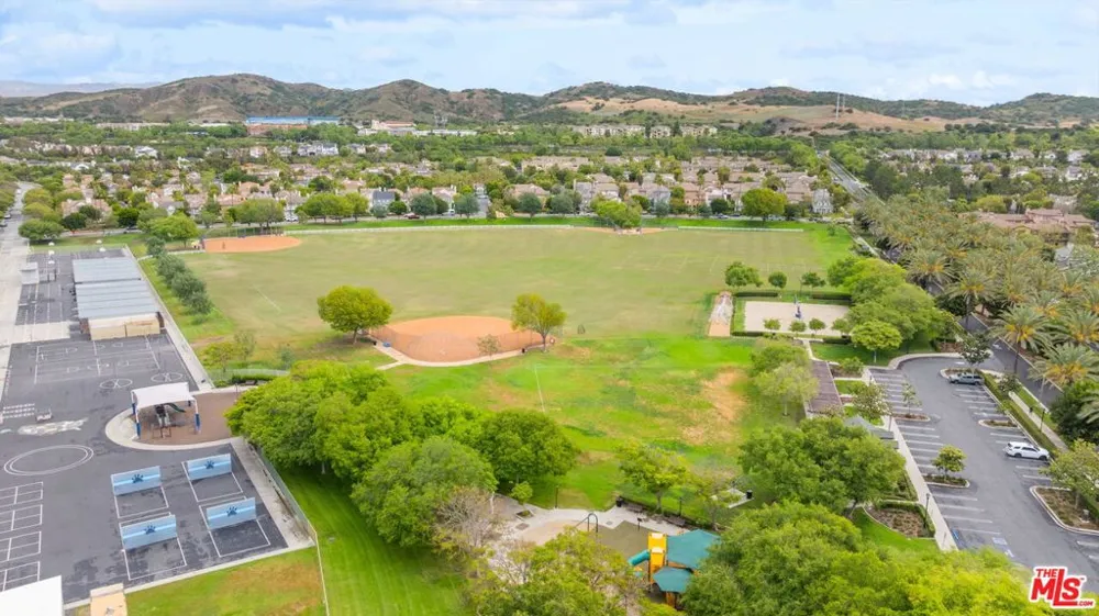 10 Aryshire Lane Ladera Ranch, CA 92694