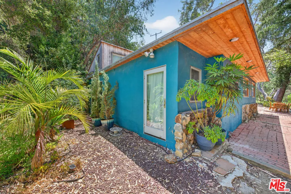 1738 Topanga Skyline Drive Topanga, CA 90290
