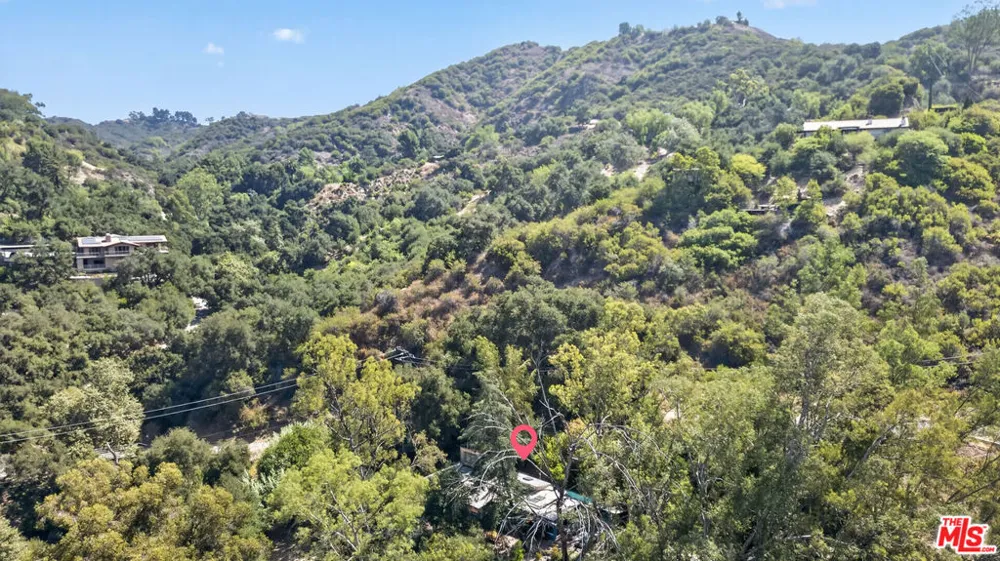 1738 Topanga Skyline Drive Topanga, CA 90290