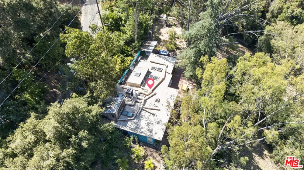 1738 Topanga Skyline Drive Topanga, CA 90290
