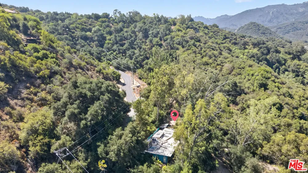 1738 Topanga Skyline Drive Topanga, CA 90290