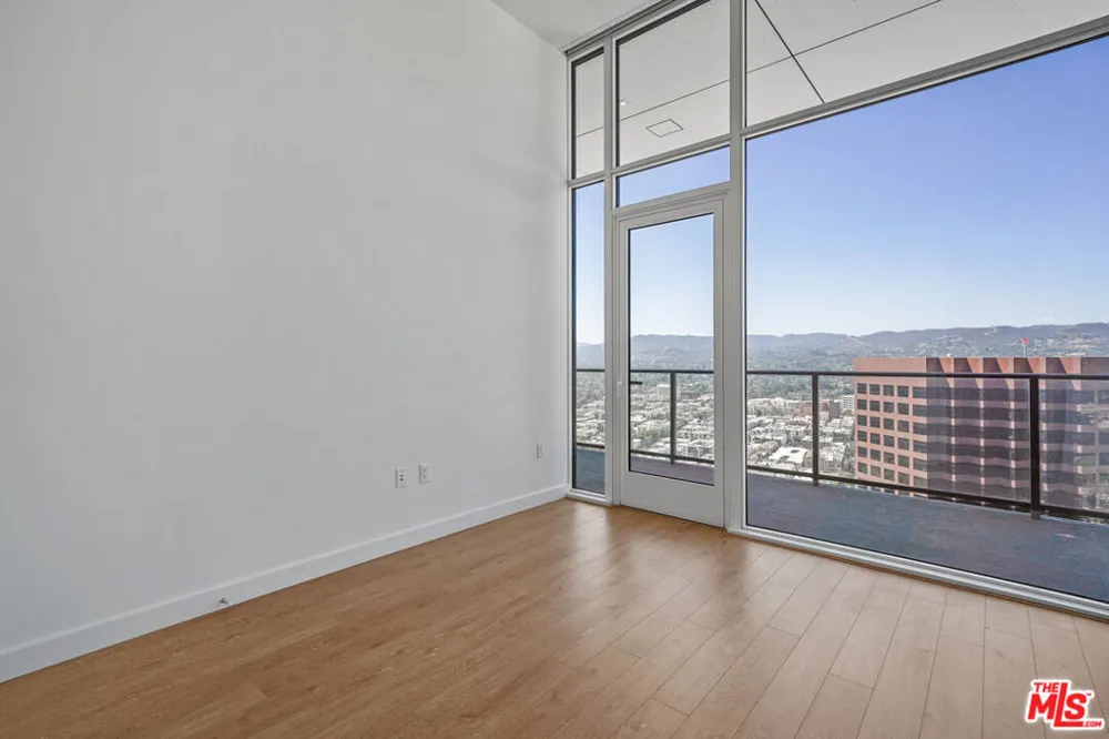 11750 Wilshire Boulevard #3405 Los Angeles, CA 90025