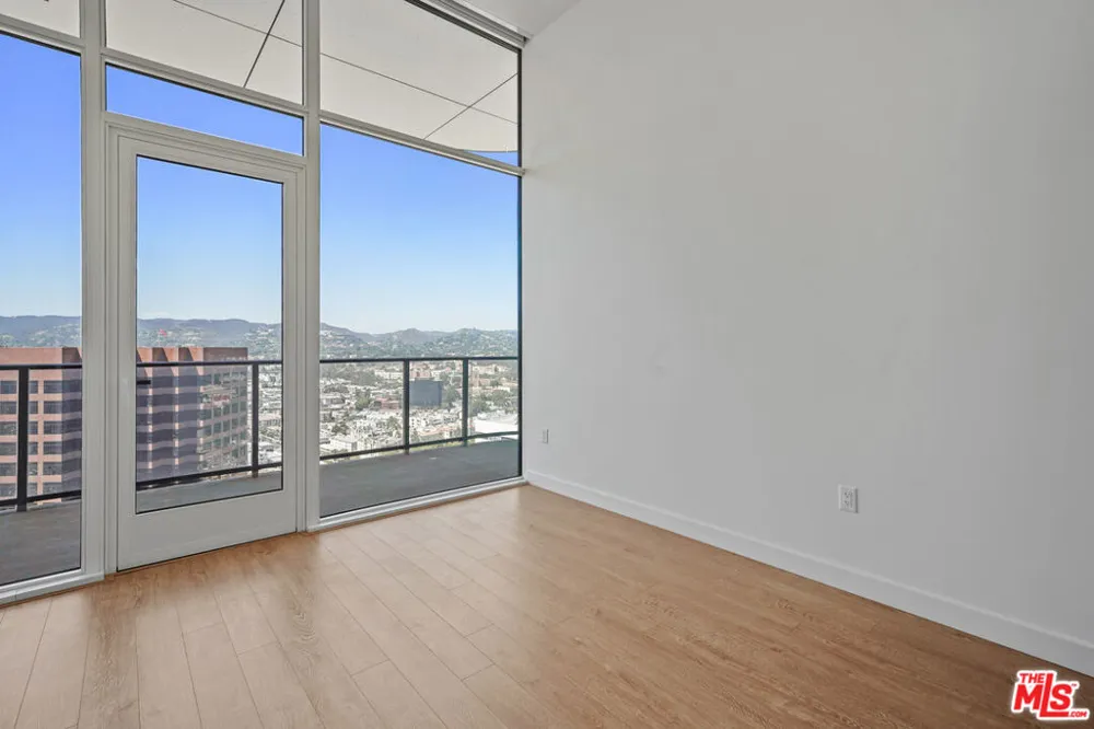 11750 Wilshire Boulevard #3405 Los Angeles, CA 90025