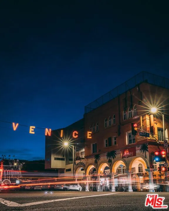 1001 Main Street Los Angeles, CA 90291