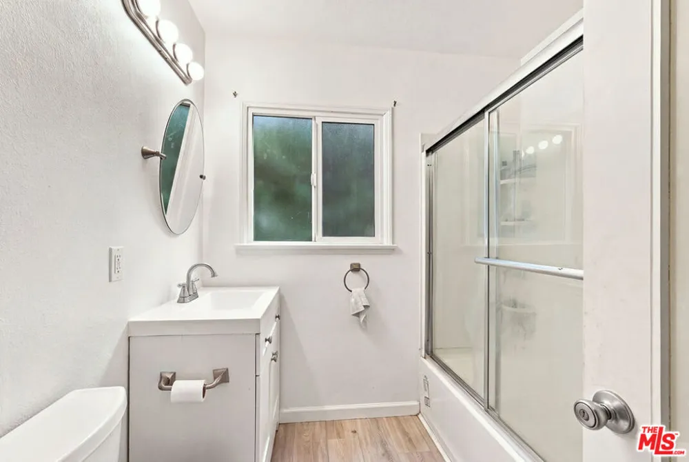 7007 Claire Avenue Los Angeles, CA 91335