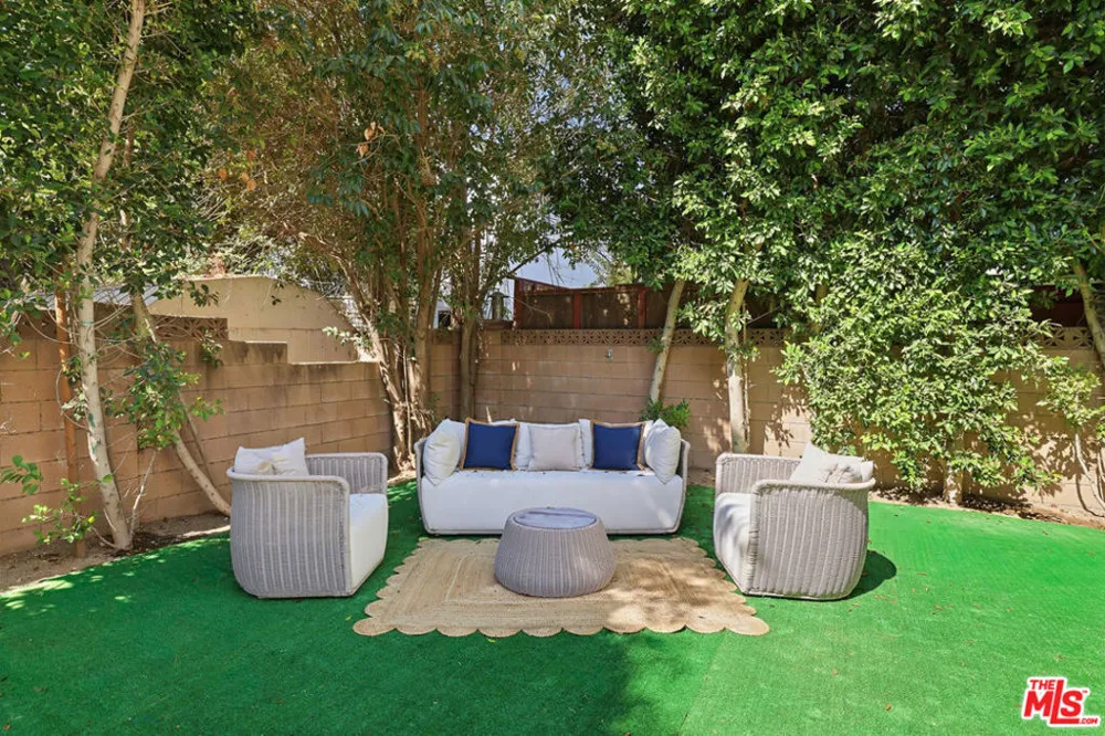 7007 Claire Avenue Los Angeles, CA 91335