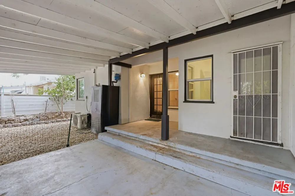 7007 Claire Avenue Los Angeles, CA 91335