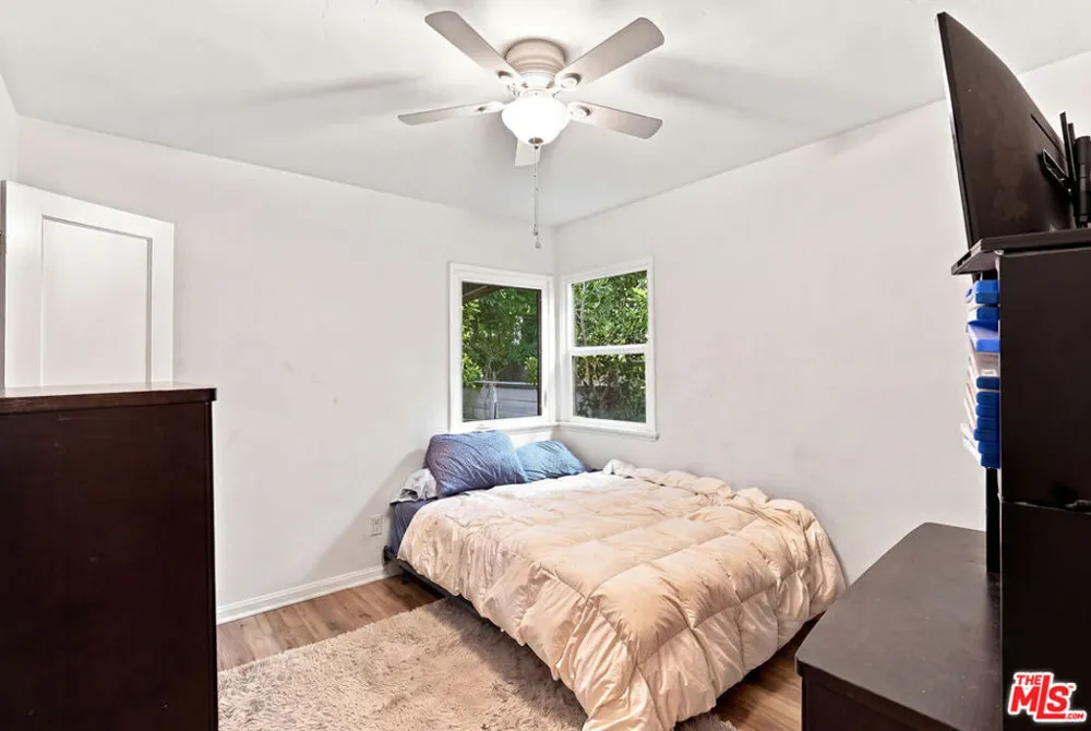 7007 Claire Avenue Los Angeles, CA 91335