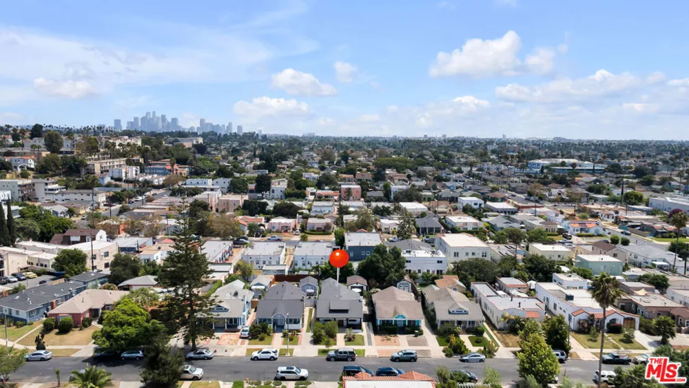 2940 11th Avenue Los Angeles, CA 90018
