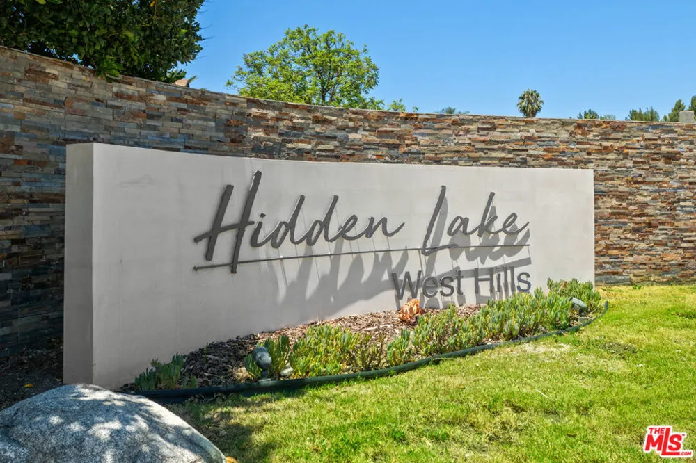 8334 Denise Lane West Hills, CA 91304