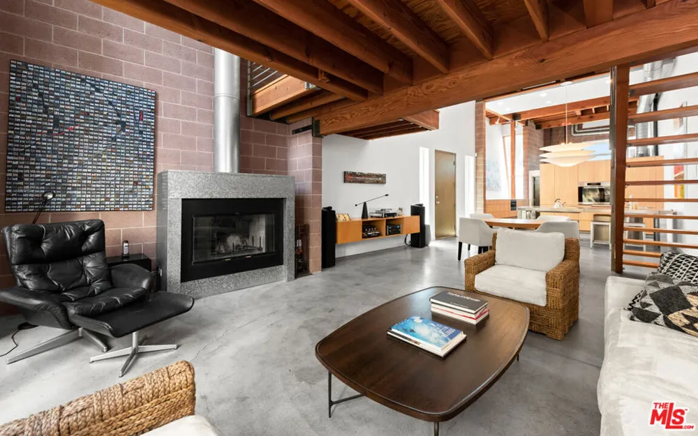 503 San Juan Avenue Venice, CA 90291